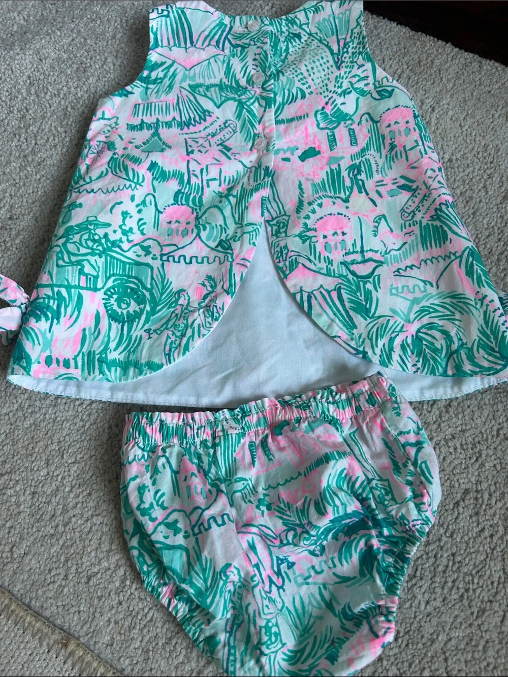 Lilly Pulitzer baby Girls Green & Pink Tropical Dress Set - Picture 3 of 3